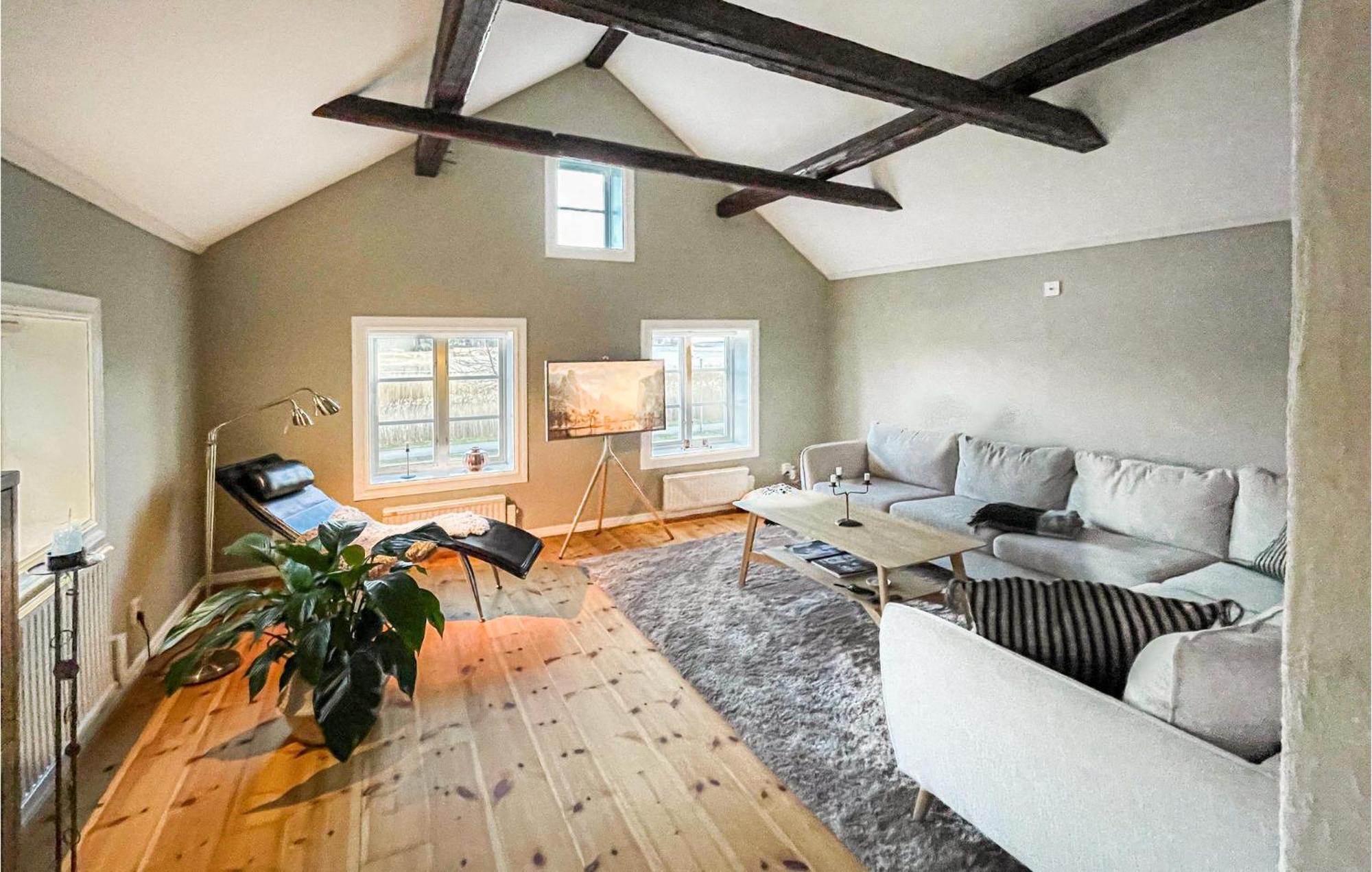 1 Bedroom Lovely Home In Moensteras Экстерьер фото
